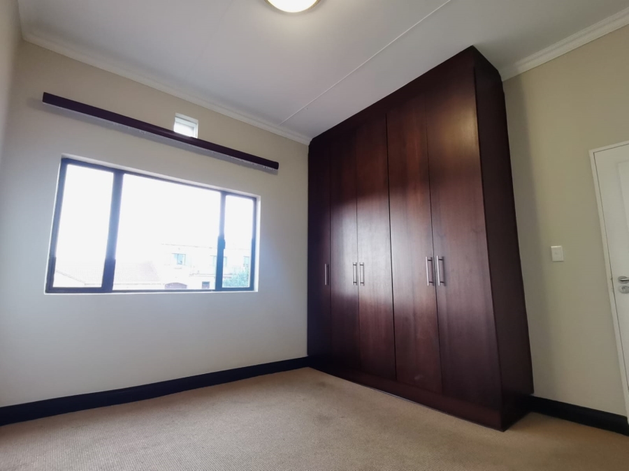 To Let 3 Bedroom Property for Rent in Woodland Hills Free State